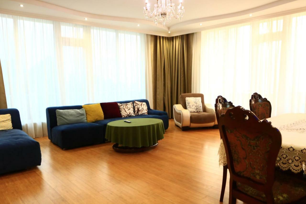 Rainbow Rooms Apart Hotel Makhinjauri Exterior photo