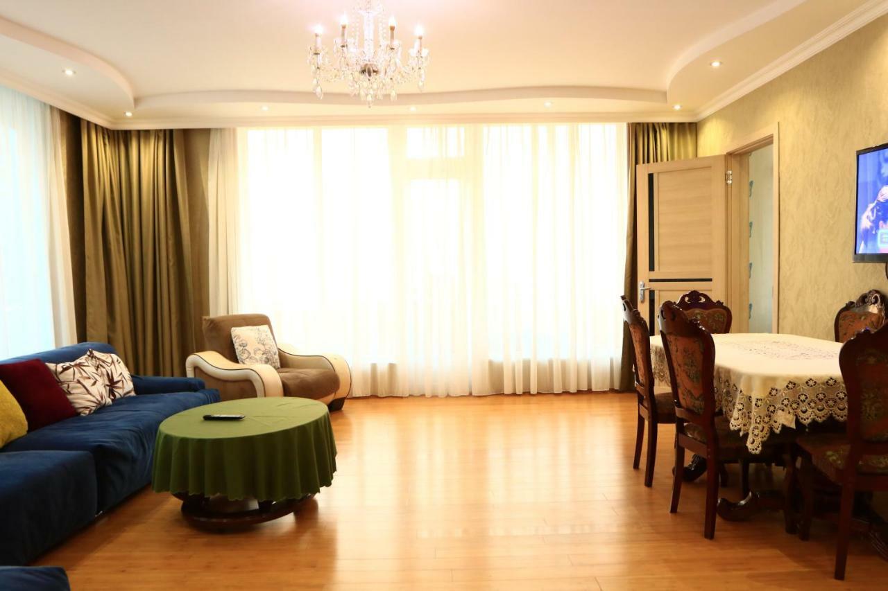 Rainbow Rooms Apart Hotel Makhinjauri Exterior photo